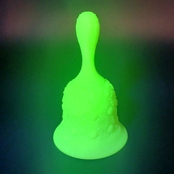 Fenton Other - Fenton Lime Uranium Glass Daisy & Button Bell UV Reactive Glows Antique